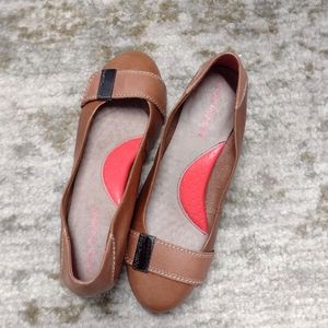 Hush Puppies Wedge Loafers Cognac Size 6